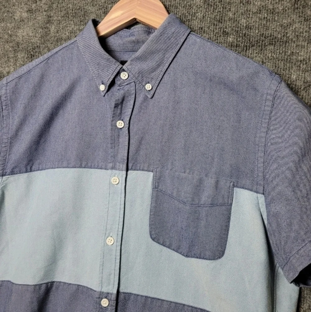 J.Crew Mens Button Up Size Large